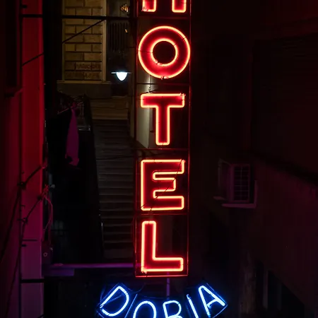 Hotel Doria 3*
