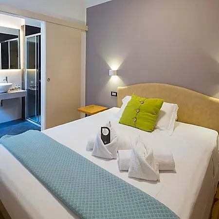 Hotel Doria 3*